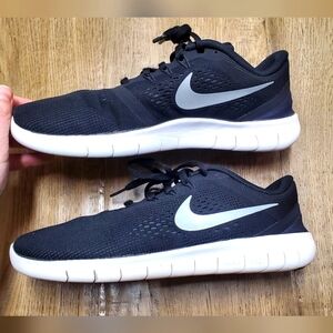 Nike Free Run 7Y sneakers